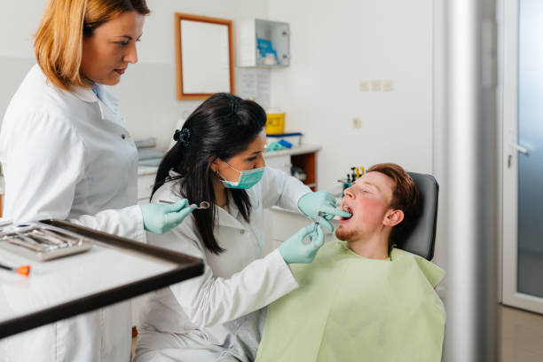 Best Broken or Chipped Tooth Repair in Copperopolis, CA